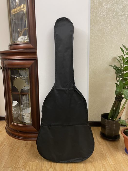 Акустическая гитара