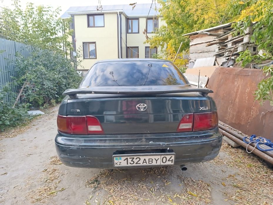 Продам срочно. Тойота камри 10