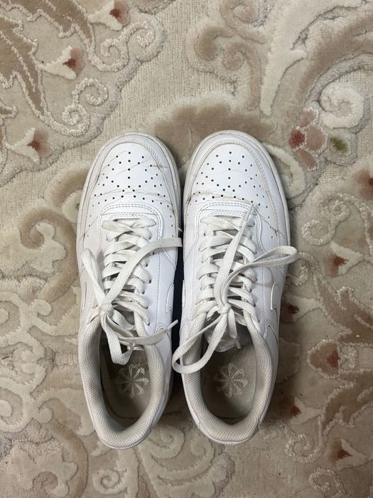 Nike кроссовки 40 размер