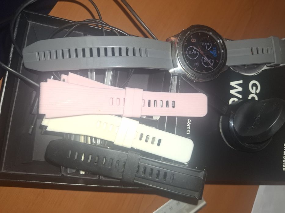 Vând smart watch