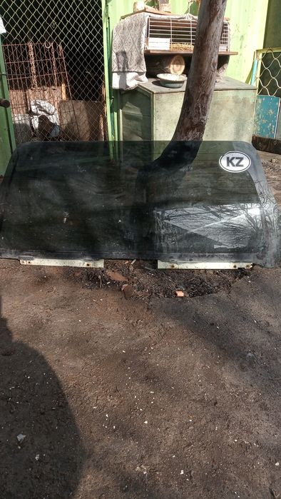 Заднее стекло на сюрф