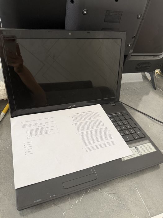 Kompyuter Noutbuk Acer kottasi