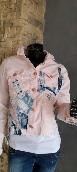 Дънкови  бутикови якета  . За дами , които искат да бъдат различни!