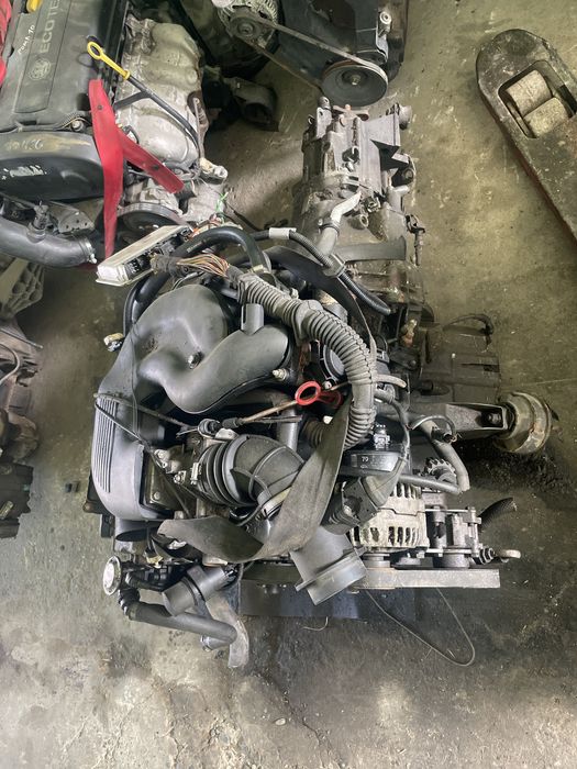 Контрактный Двигаетль BMW E46 M43