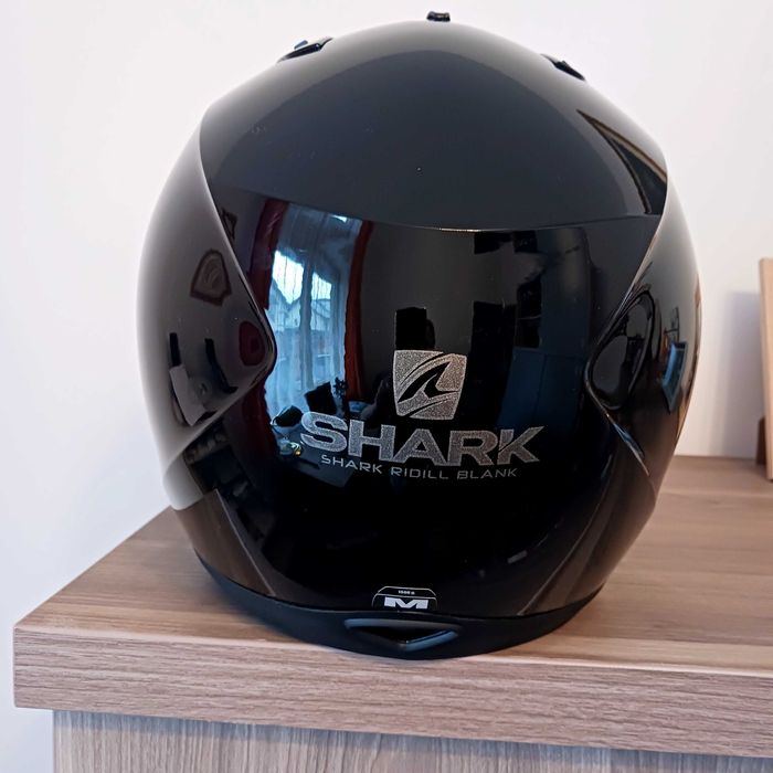 Vând cască moto SHARK