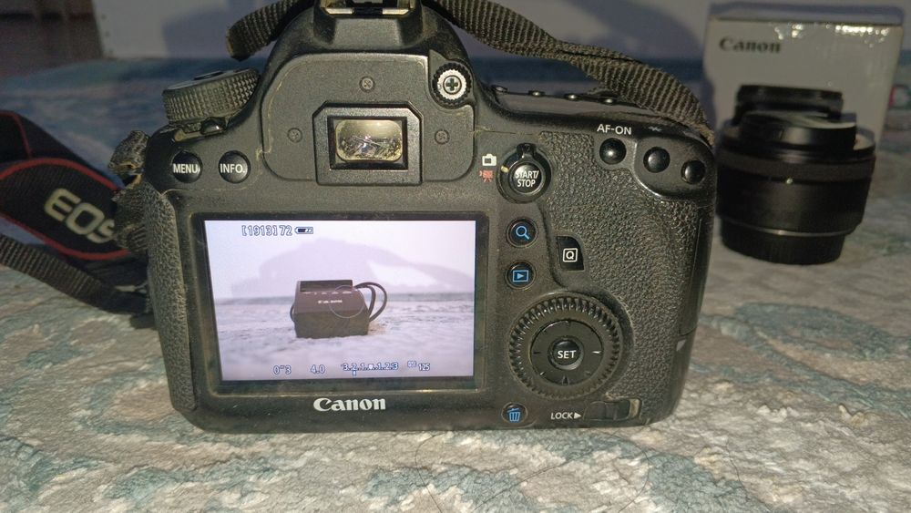 Canon 6d сатылады.