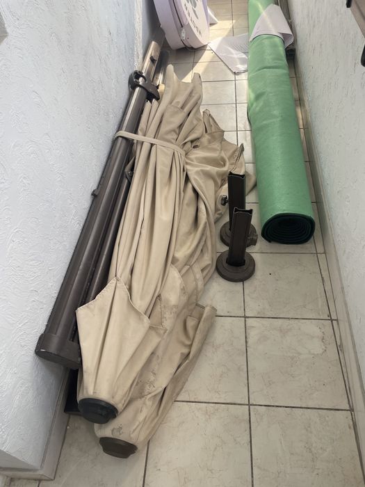 Продам Зонт на летник