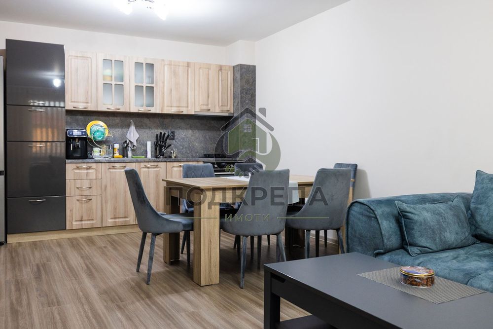 Продава се Тристаен апартамент в Пловдив, Остромила - 133 кв.м за 1797 €/кв.м - Снимка #3