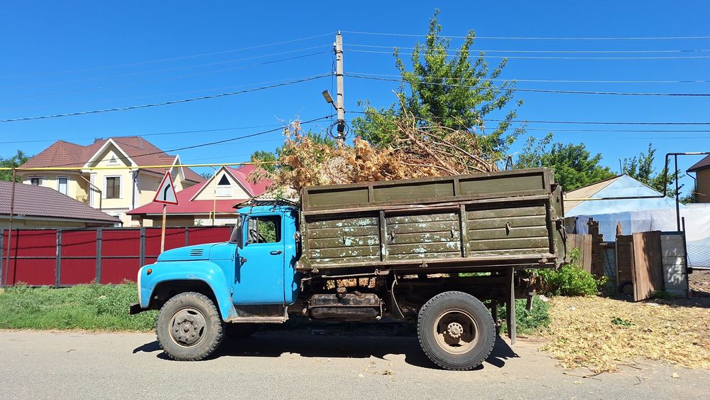 Вывоз мусора с грушяками