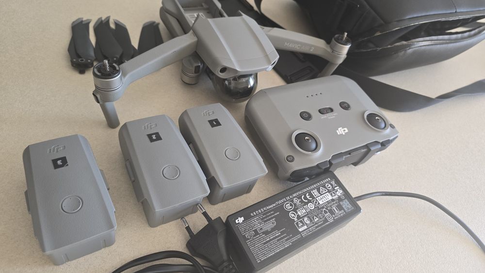 DJI Mavic Air 2 Fly More Combo