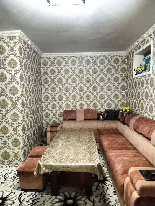 Namangan 4mira rayonda kunli kvartira quyamiz bezzaks pokiza joy