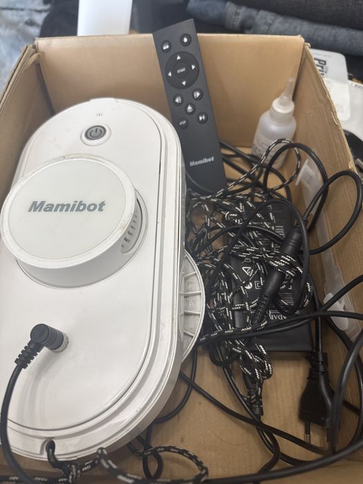 Робот мойщик окон