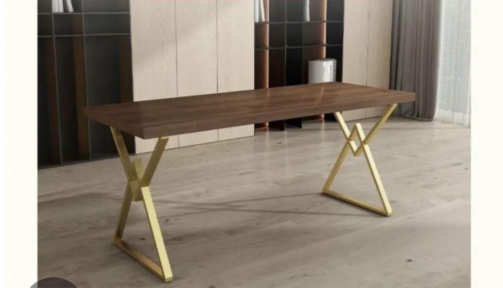 Стол натуральное дерево