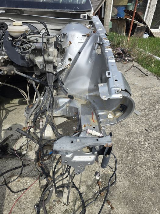 Audi 80 b4 на части