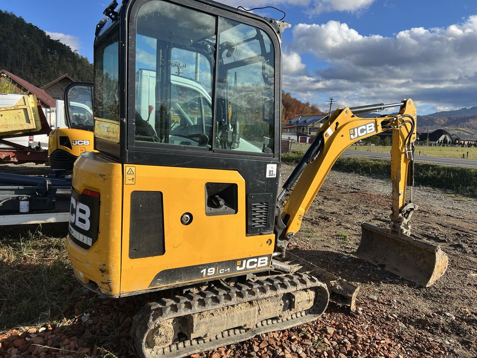 Miniexcavator jcb-19-1 din 2022