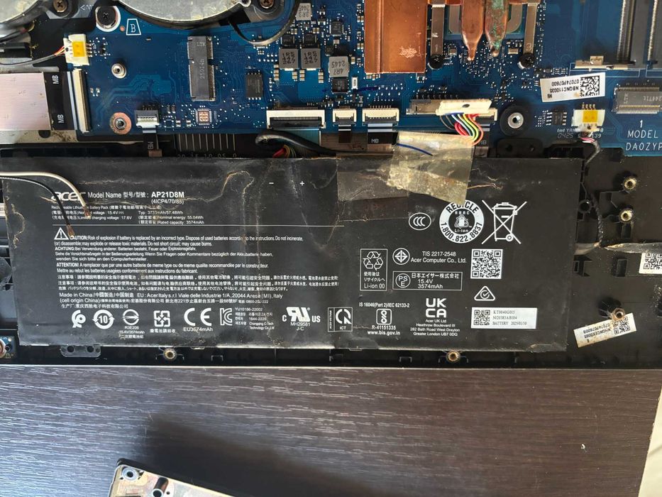 Laptop Acer Nitro V15  Model  N23Q22  An 2025 - DEFECT