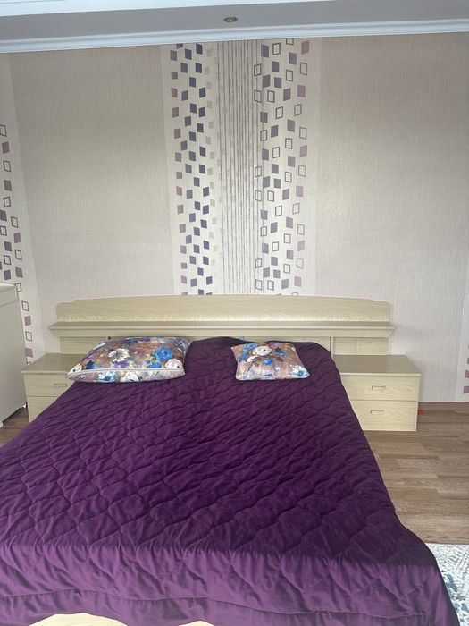 Продам спальный гарнитур