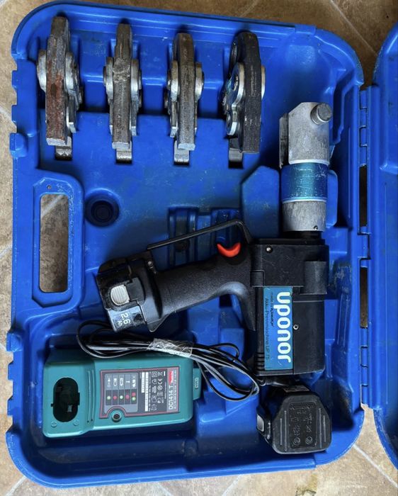 Presa sertizat pex Uponor UP 75