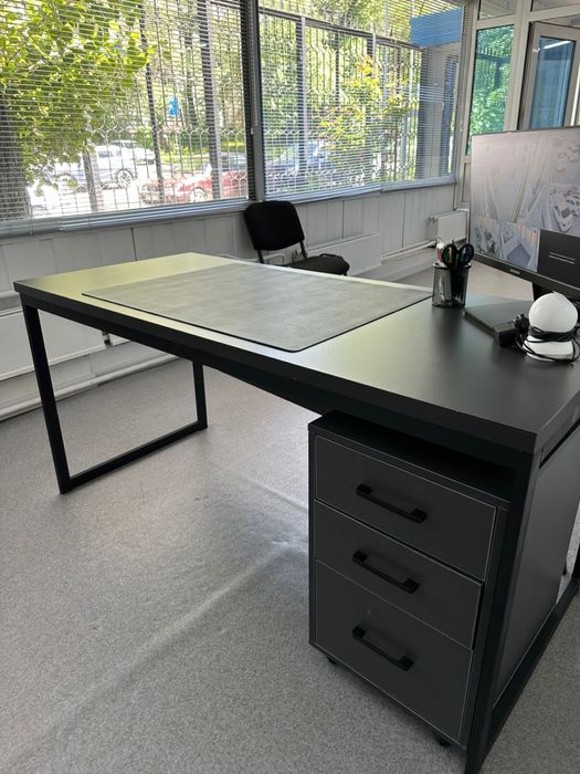 Стол руководителя