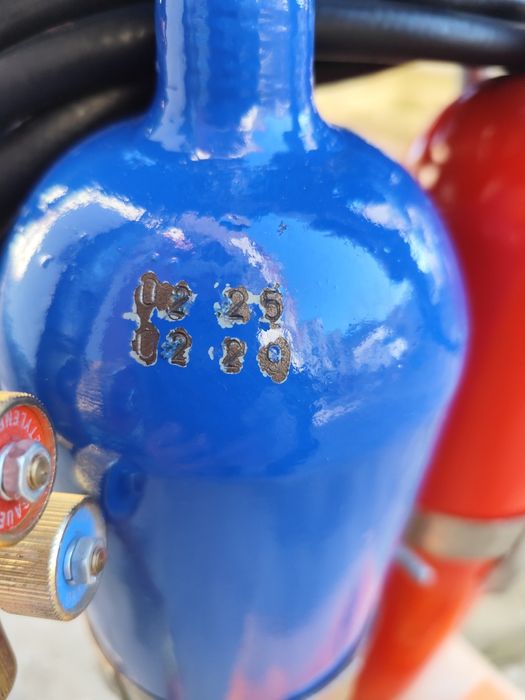 Мобилен оксижен с 2х3.5 литра бутилки