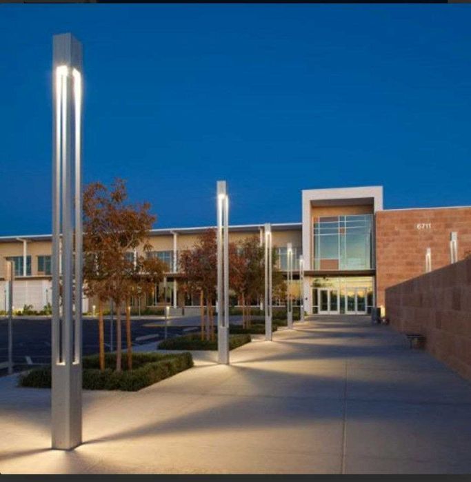 парковые фонари, торшеры, светильники в стиле hi-tech