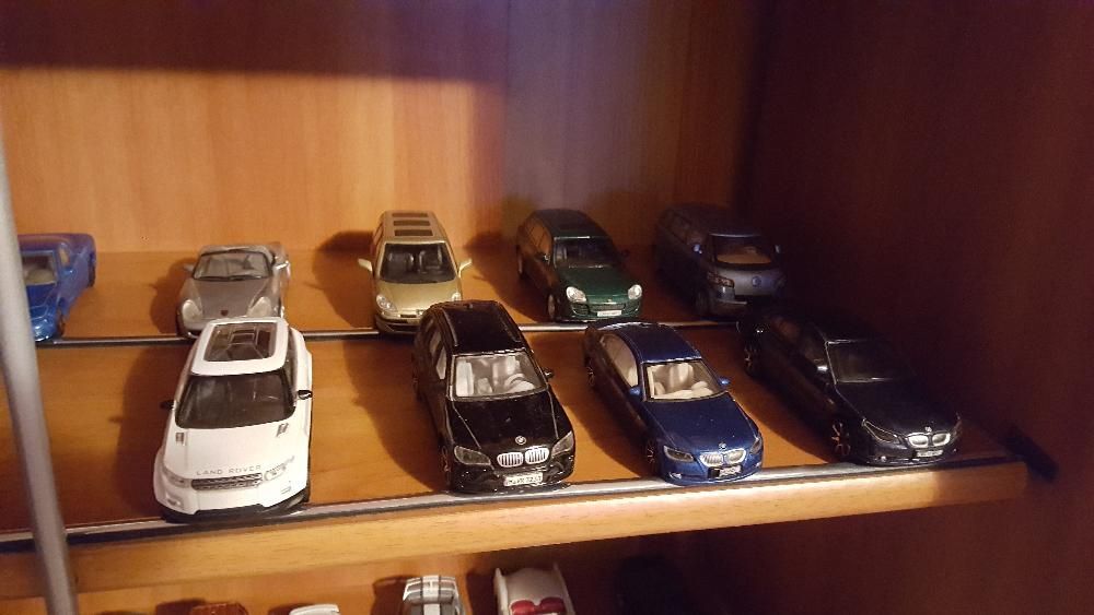 Machete auto 1/43...