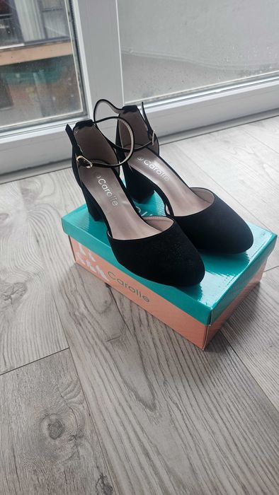 Pantofi negrii cu toc