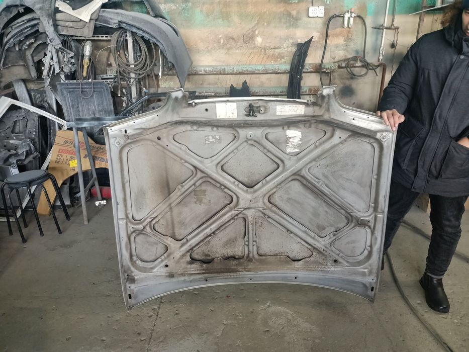 Продам капот тайота камри люмера