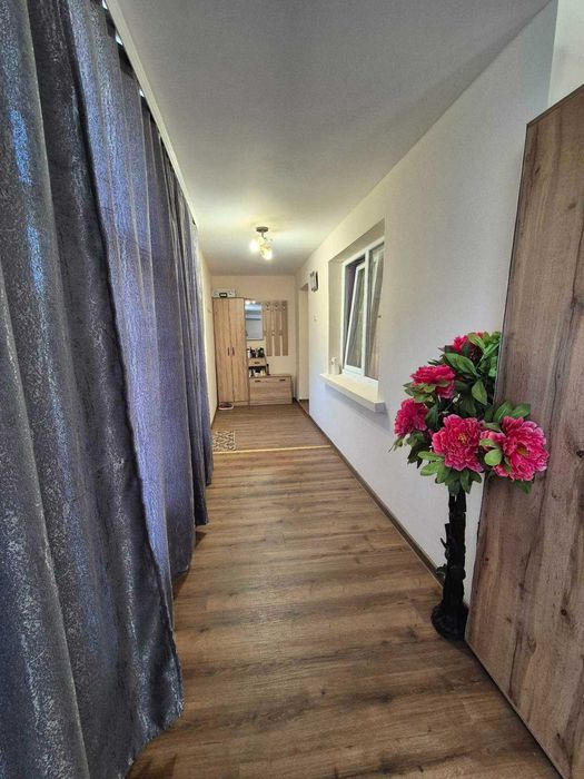 Продоваме обзаведена къща в гр. Левски !