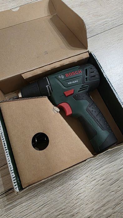 Акумулаторен винтовер Bosch PSR 10.8 Li