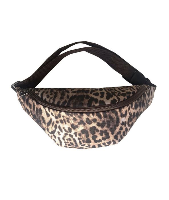 Новая. Поясная леопардовая сумка.