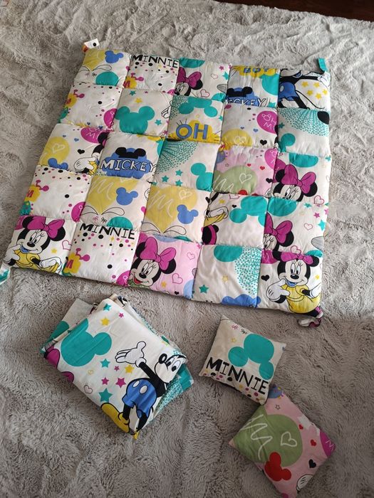 Cort teepee cu mickey si minnie