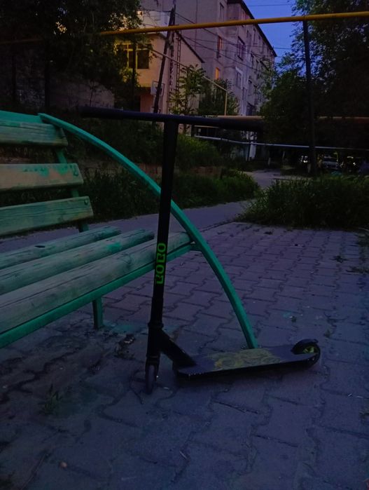 Продам самокат BOBO