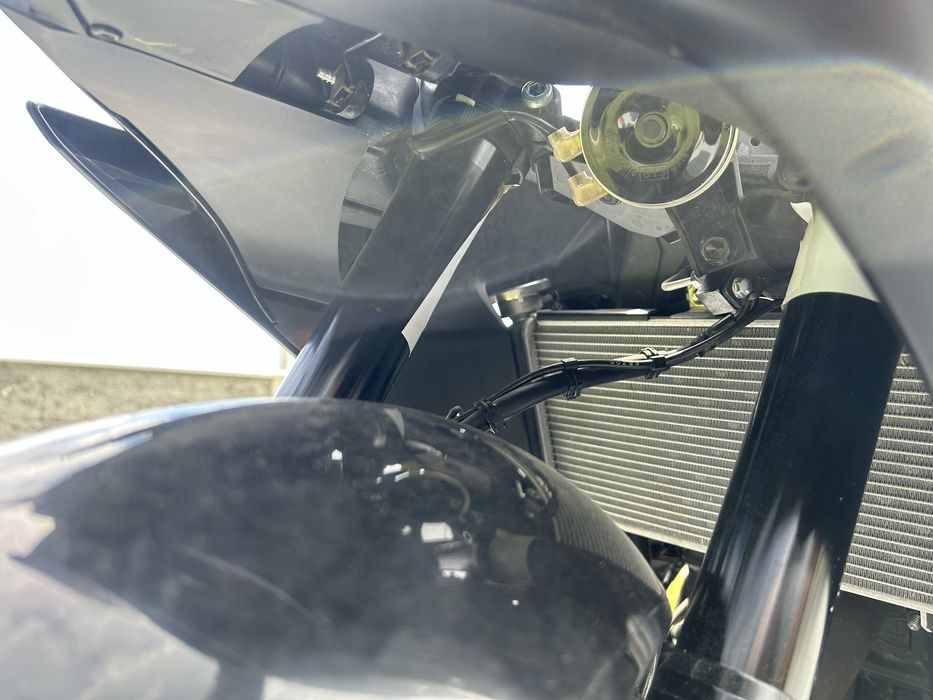 Yamaha R25 2023 A2