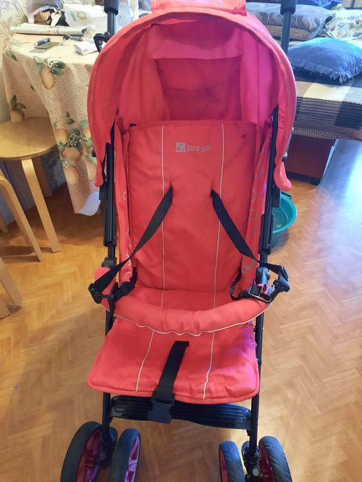 Прогулочная коляска