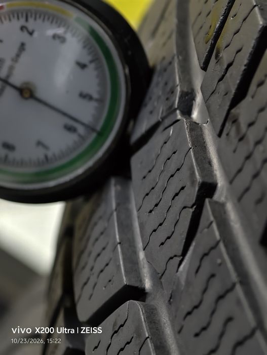 205/60R16 Continental anvelope iarna stare foarte buna