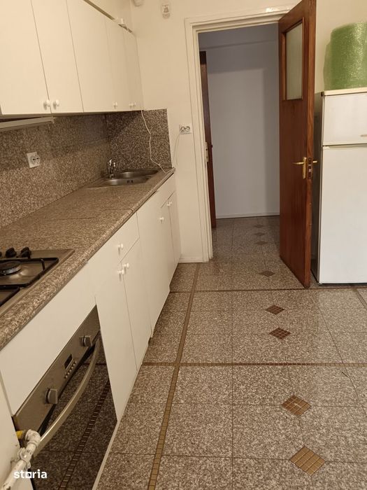 La UNIVERSITATE, apartament elegant, somptuos salon de 45mp.