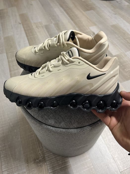 Adidasi Nike air max dn 8   Size 42