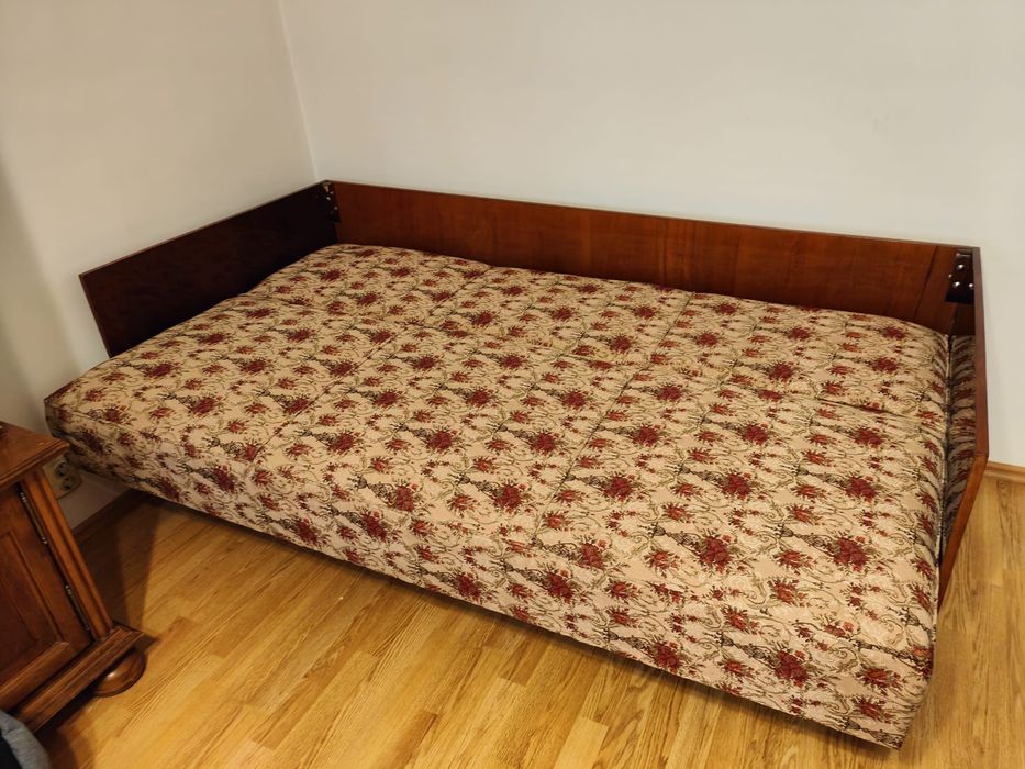 Pat de vanzare foarte bun