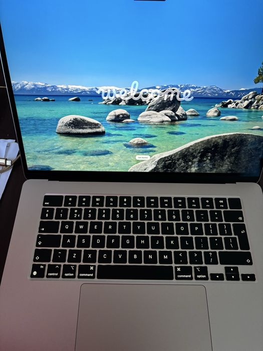 Macbook air m2 2023