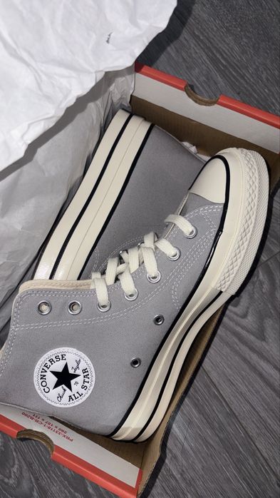 Adidasi Converse noi