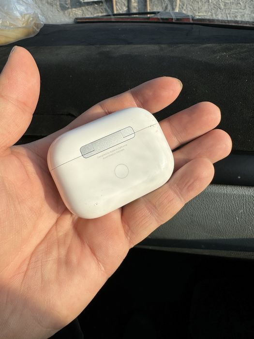 Продаю Apple Airpods Pro 2 Оригинал