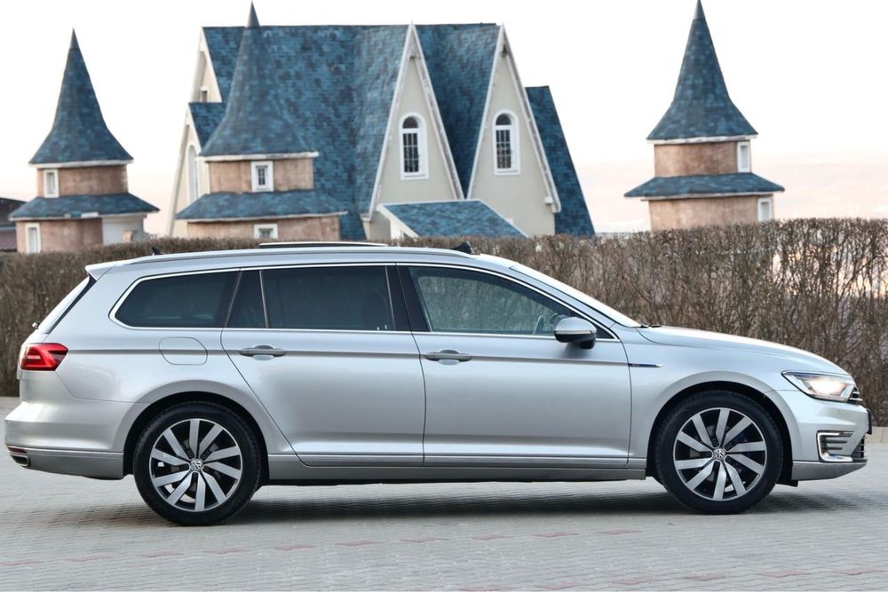 Volkswagen Passat GTE 1.4 TSI 272 C.P. 2015 Euro6 Distronic Led Pano
