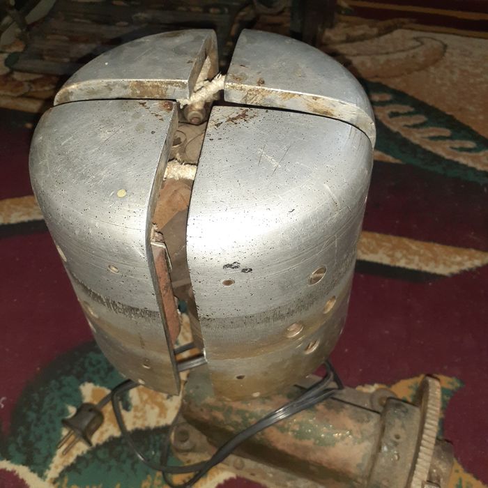 Утюг для головных уборов