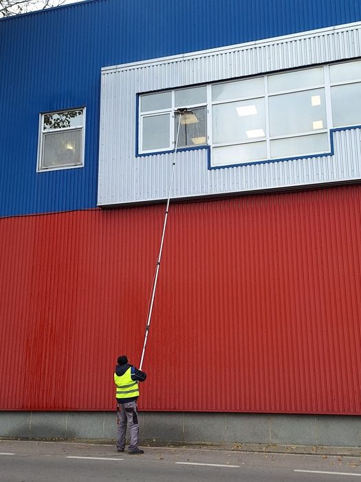 Spălare,curățare a panourilor fotovoltaice