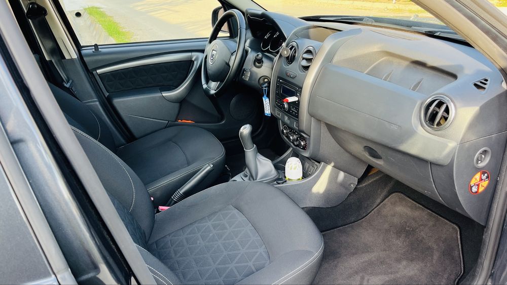 Dacia  Duster 1.6 benzina 57.000 km impecabila