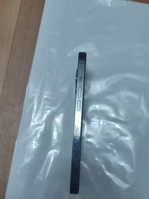 Продам iPhone 13 pro
