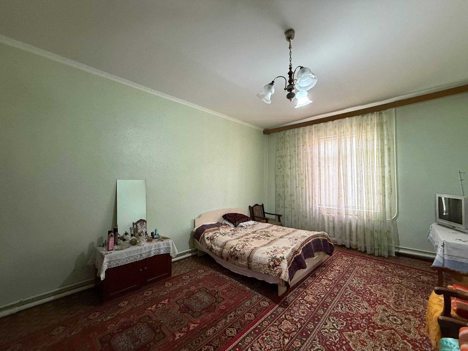 TAYYOR 8 SOTIQLI Hovli sotiladi