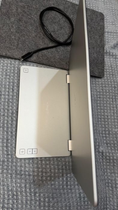 Монитор 14" DELL