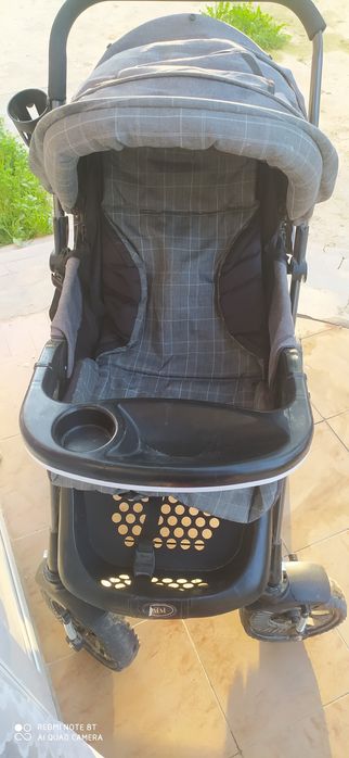 Каляска срочно сотилади